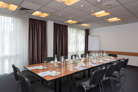  TRYP by Wyndham Wuppertal Konferenzraum