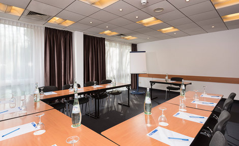  TRYP by Wyndham Wuppertal Konferenzraum