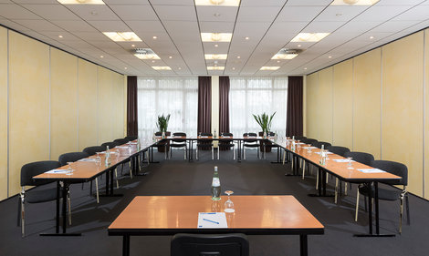  TRYP by Wyndham Wuppertal Konferenzraum